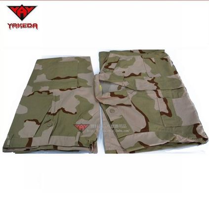 China Rasgón de encargo de la prenda impermeable de los uniformes militares del camuflaje - pare para el Workwear proveedor